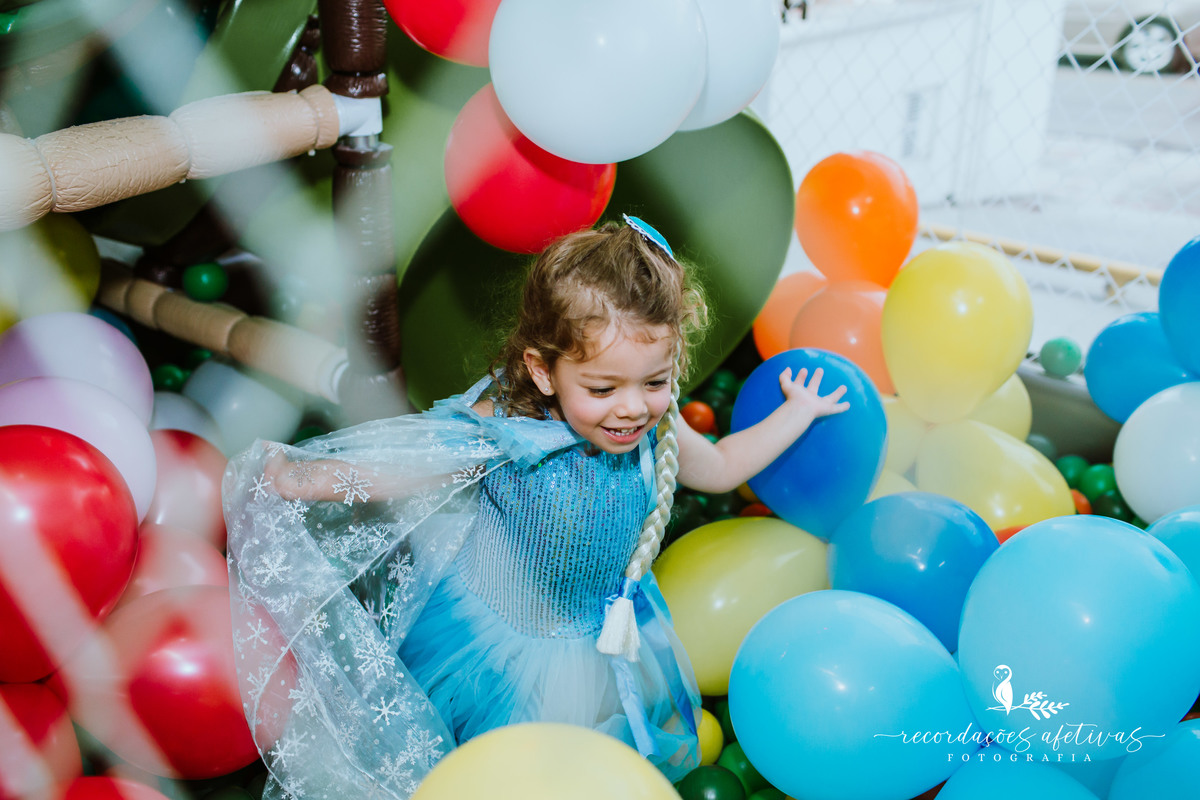 Aniversario Infantil com Tema Frozen realizado no Buffet Viva São Roque