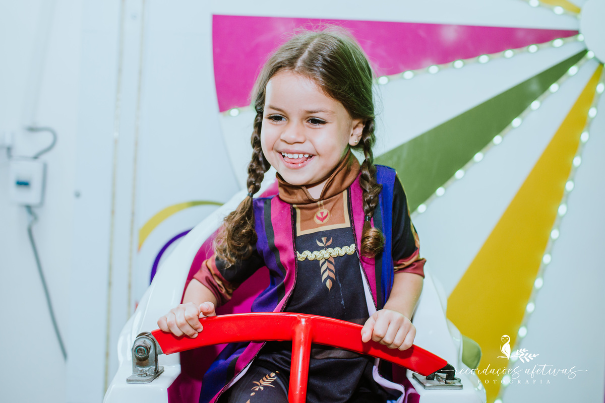 Aniversario Infantil com Tema Frozen realizado no Buffet Viva São Roque