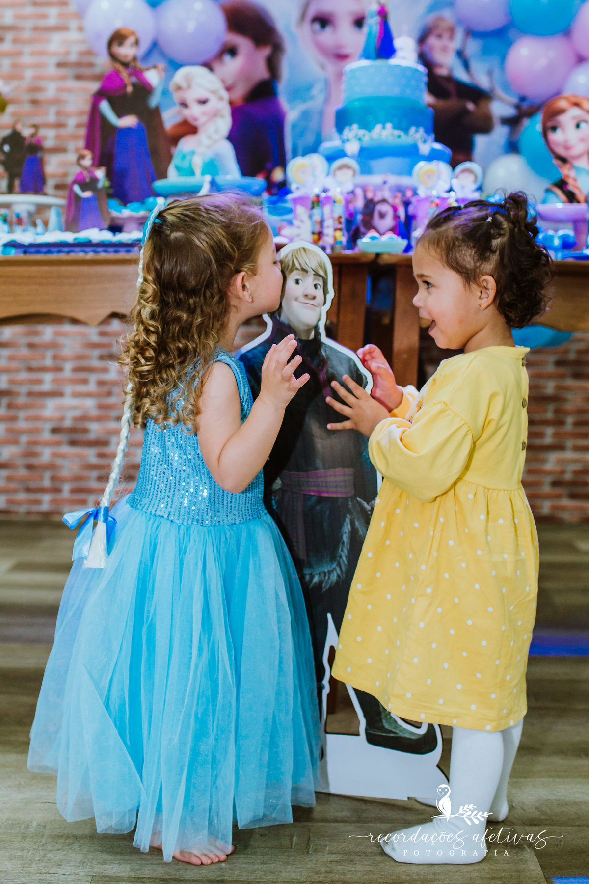 Aniversario Infantil com Tema Frozen realizado no Buffet Viva São Roque