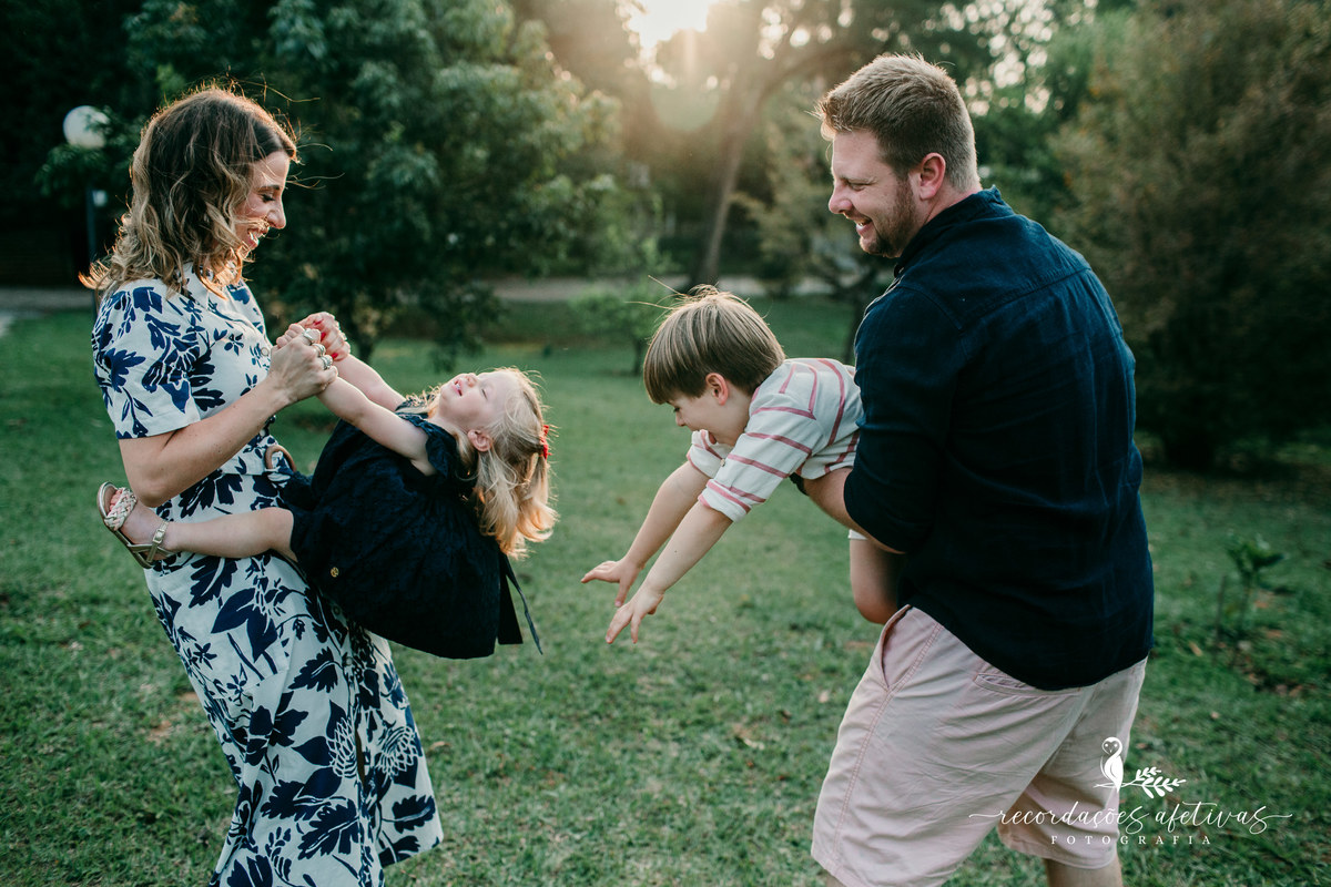 Ensaio familia realizado no Camping Araçari em Araçariguama - SP