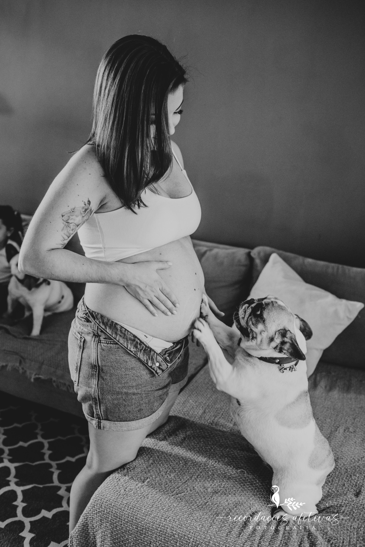 Ensaio Gestante com criança e cachorros realizado em Sorocaba - SP