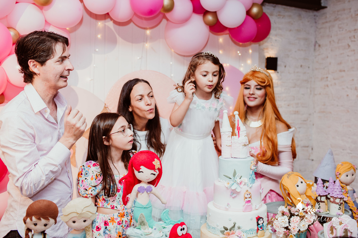 Aniversário de menina com tema Princesas Disney realizado no Buffet Festaria em SP