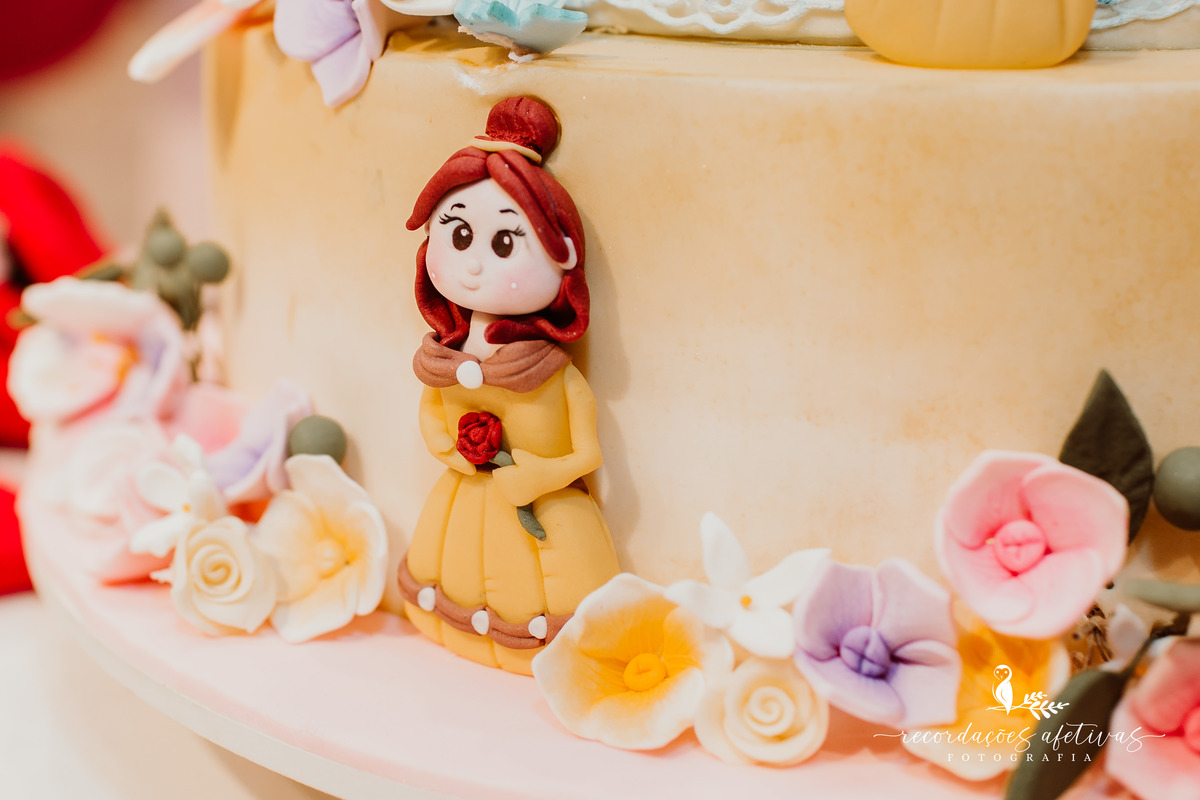 Aniversário de menina com tema Princesas Disney realizado no Buffet Festaria em SP