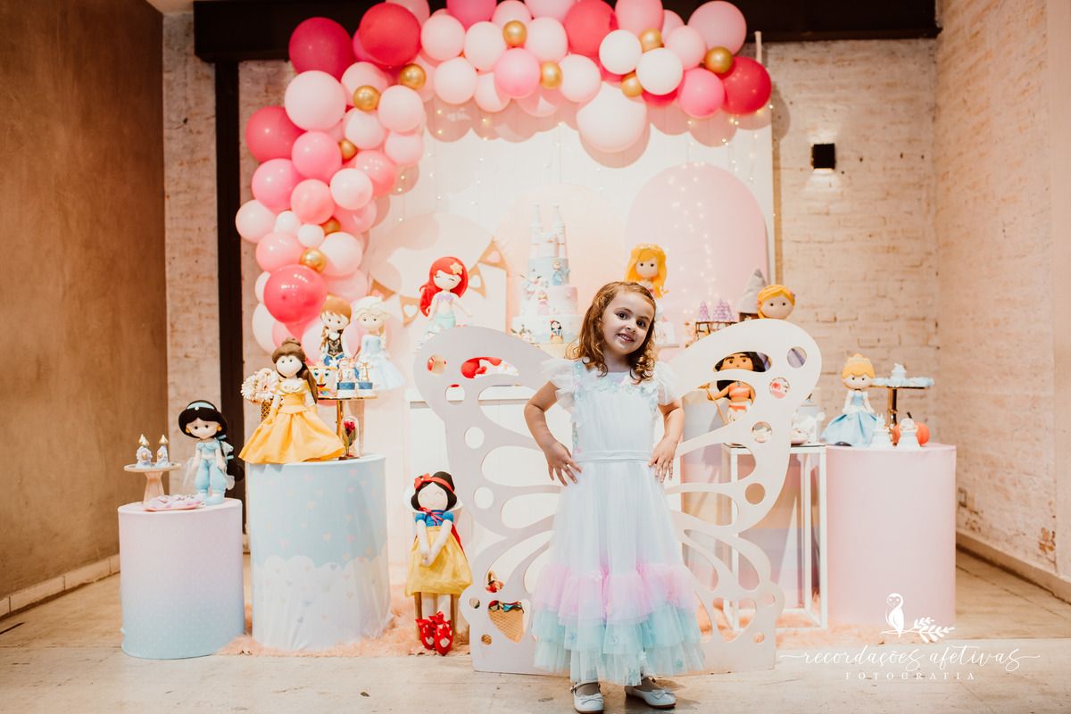 Aniversário de menina com tema Princesas Disney realizado no Buffet Festaria em SP
