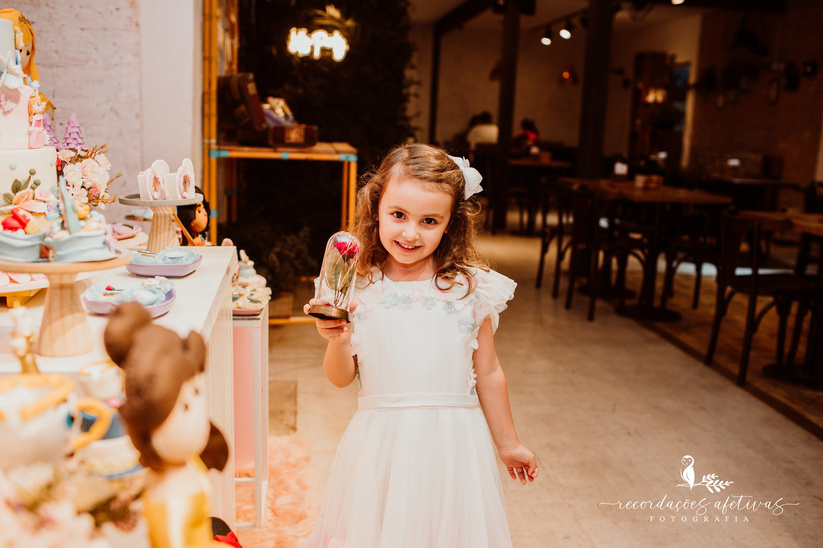 Aniversário de menina com tema Princesas Disney realizado no Buffet Festaria em SP