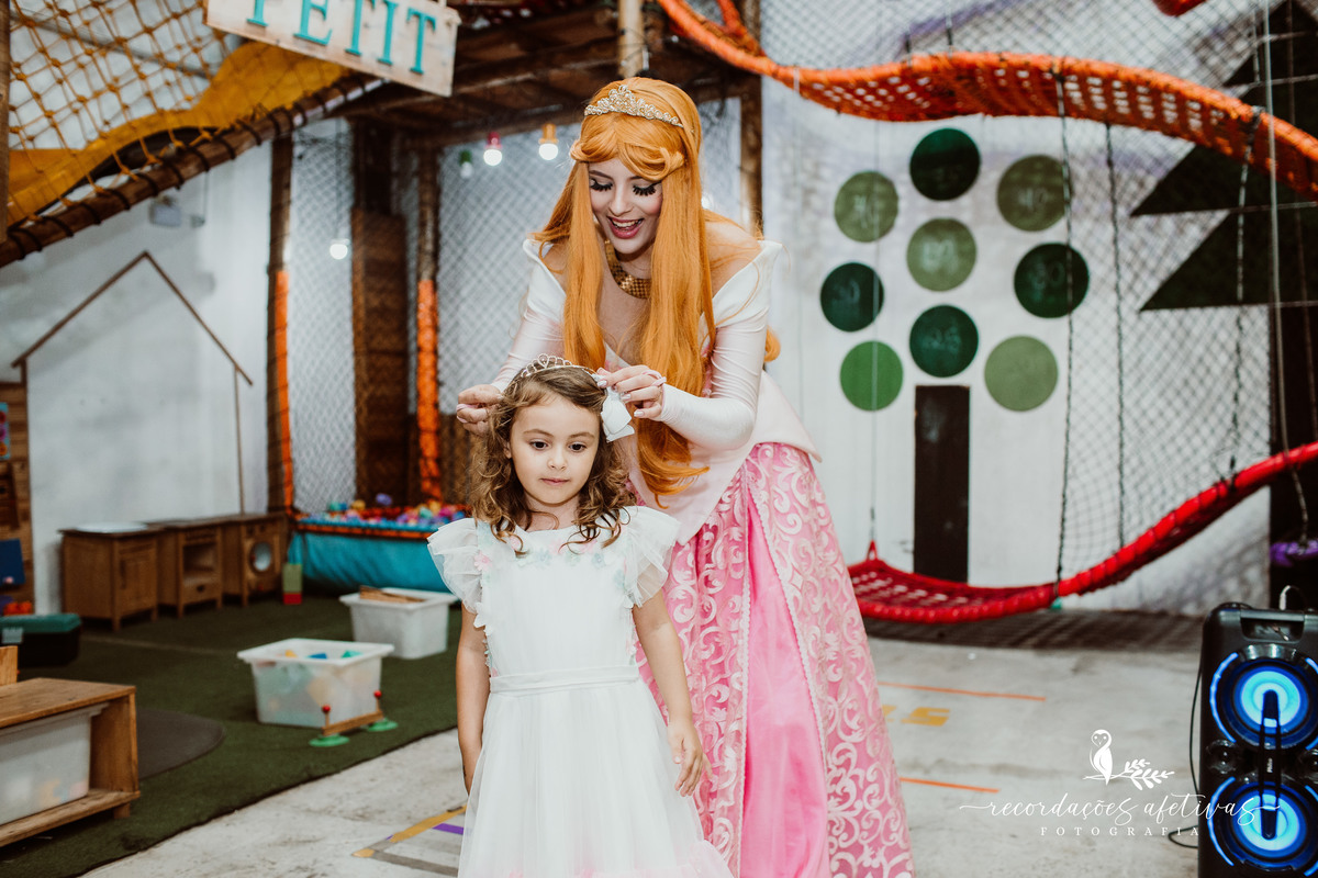 Aniversário de menina com tema Princesas Disney realizado no Buffet Festaria em SP