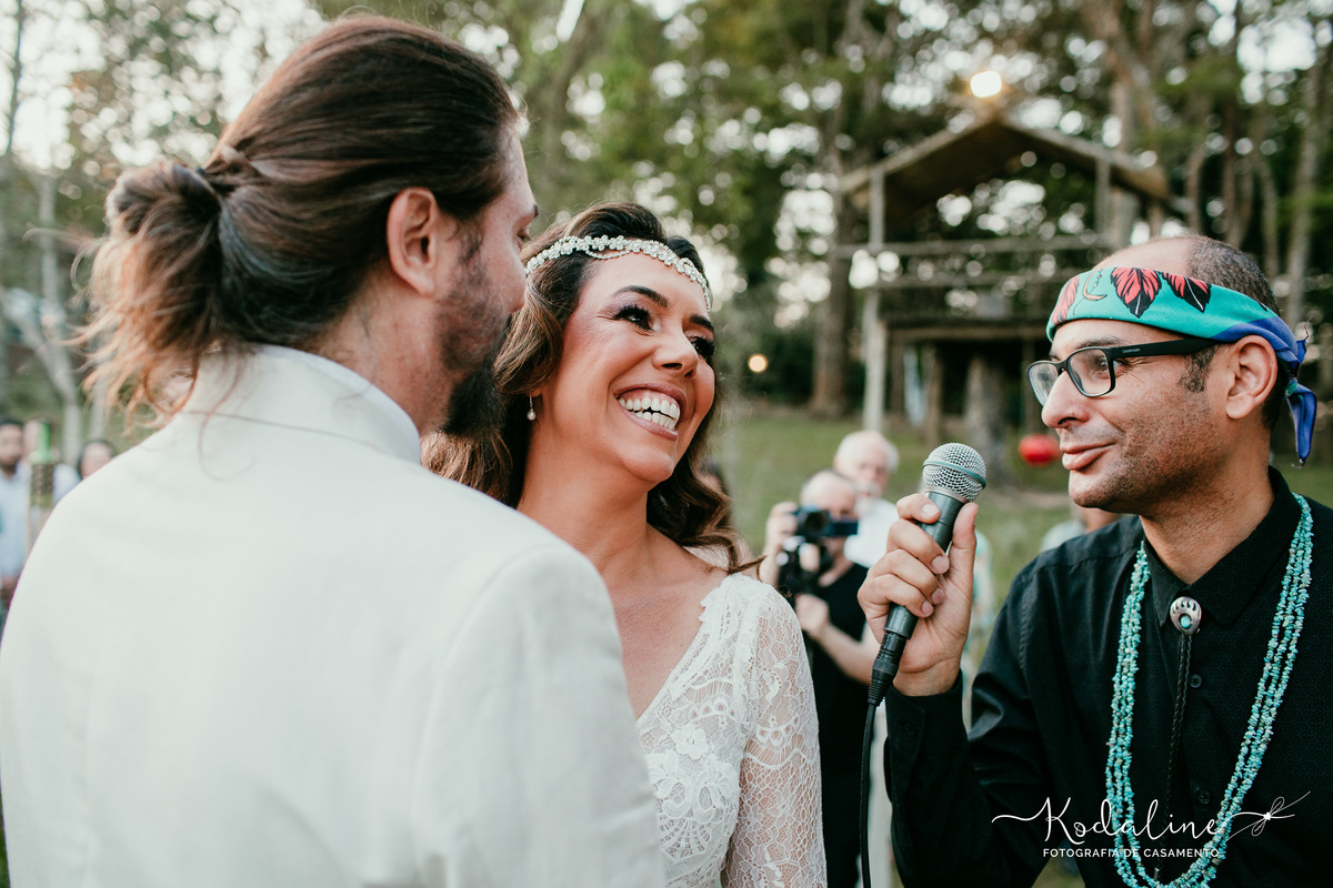 Casamento com cerimônia xamânica realizado no Restaurante Stefano e Making-Of noiva realizado no Espaço Garden em São Roque - SP