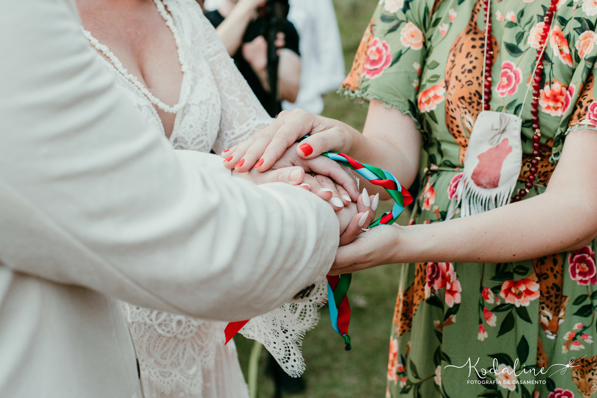 Casamento com cerimônia xamânica realizado no Restaurante Stefano e Making-Of noiva realizado no Espaço Garden em São Roque - SP