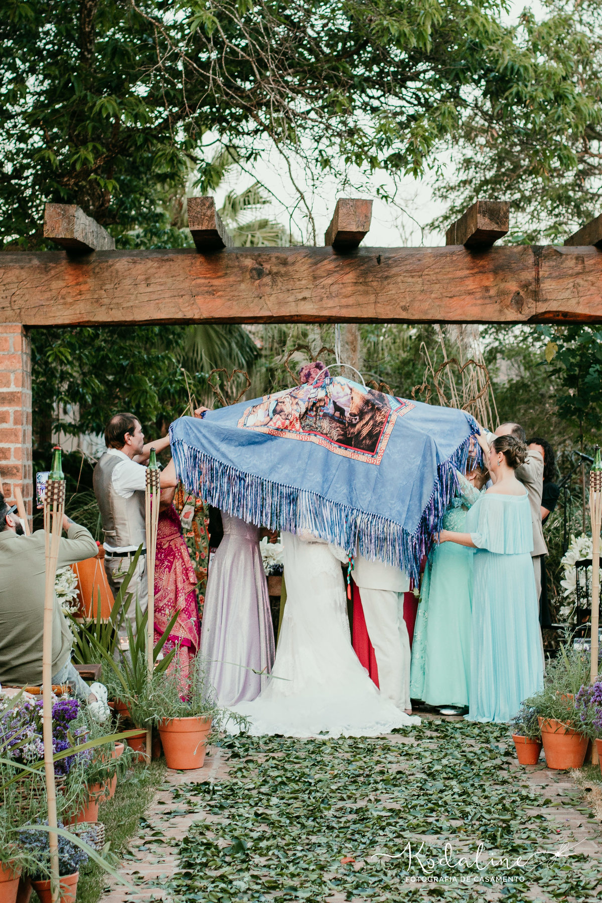Casamento com cerimônia xamânica realizado no Restaurante Stefano e Making-Of noiva realizado no Espaço Garden em São Roque - SP