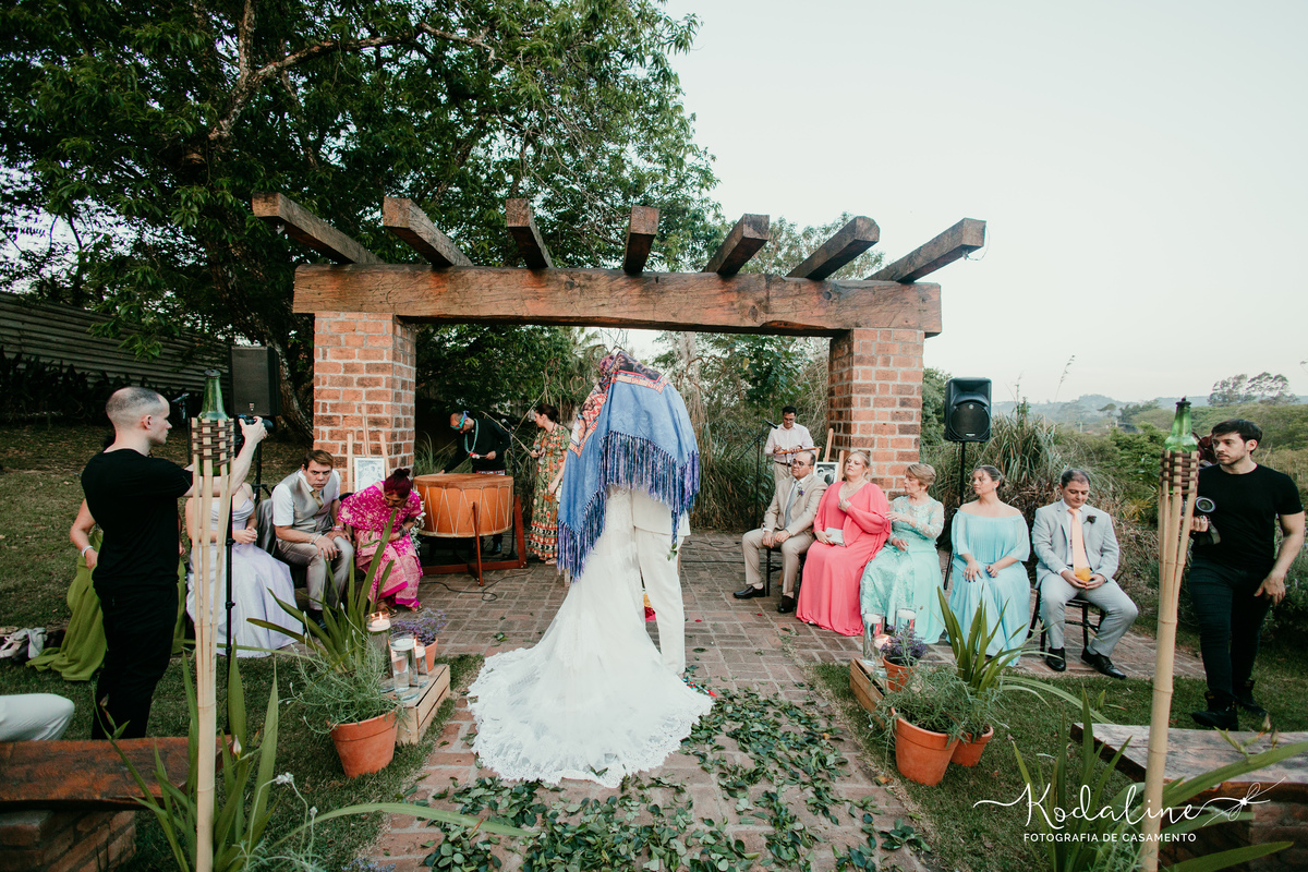 Casamento com cerimônia xamânica realizado no Restaurante Stefano e Making-Of noiva realizado no Espaço Garden em São Roque - SP