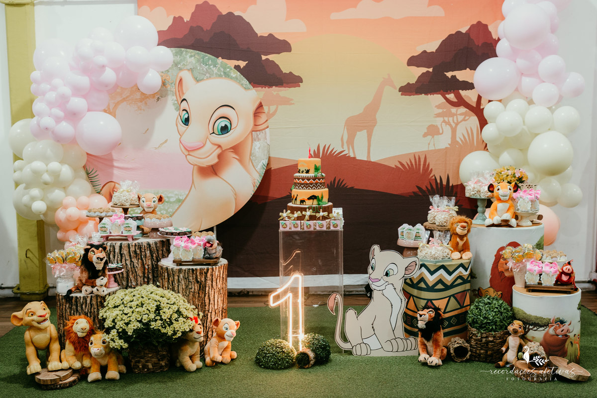 Aniversário 1 Aninho com tema O Rei Leão realizado no Buffet Aquarela Park em Sorocaba - SP