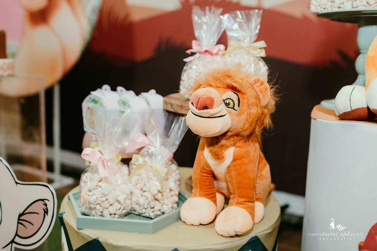 Aniversário 1 Aninho com tema O Rei Leão realizado no Buffet Aquarela Park em Sorocaba - SP