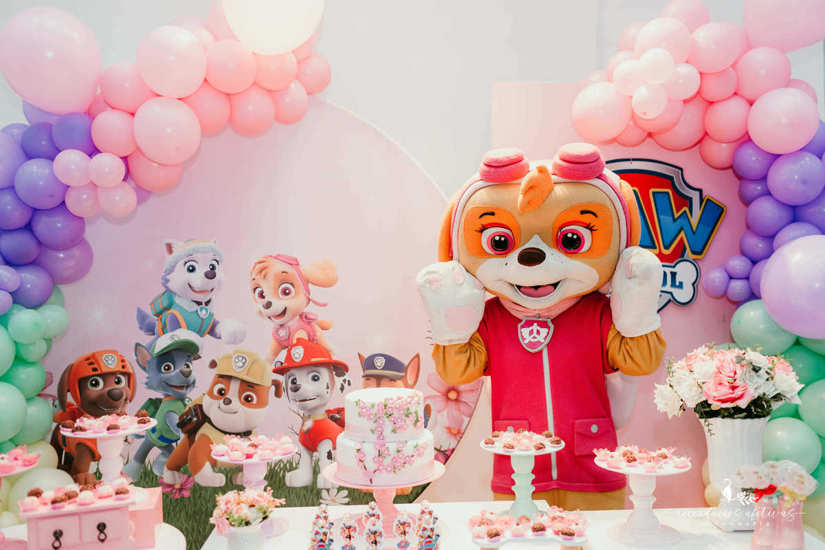 Aniversário Infantil com Tema Patrulha Canina realizado no Buffet Toca do Panda, Jaguaré - SP