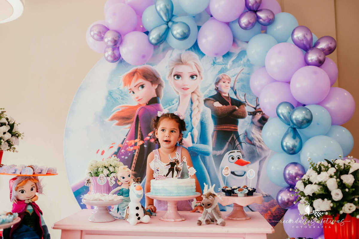 Aniversário Infantil com Tema Frozen realizado em São Roque - SP