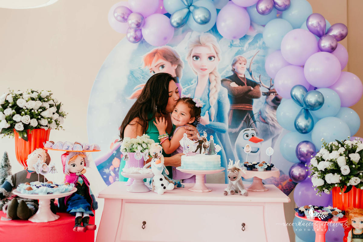 Aniversário Infantil com Tema Frozen realizado em São Roque - SP