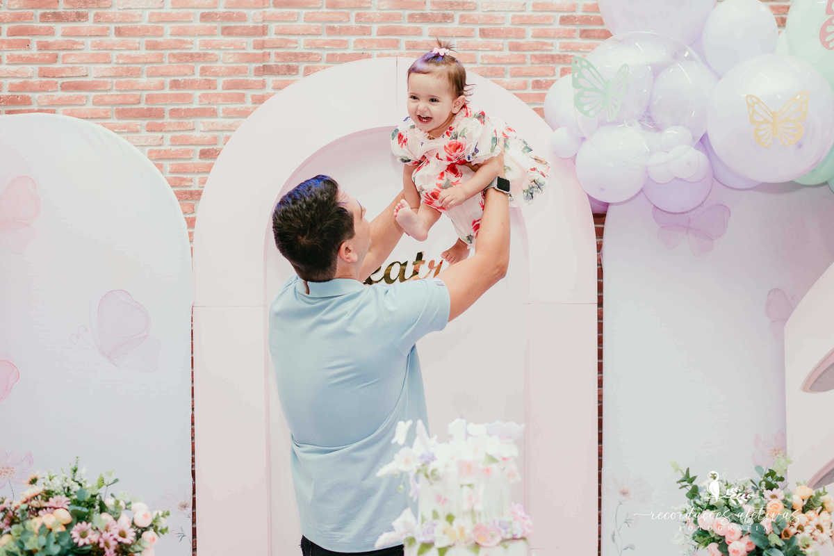 Aniversário 1 Aninho com Tema Jardim Encantado, realizado no Buffet Viva São Roque - SP