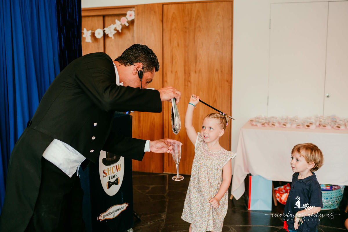 Aniversário Ide Menina com Tema Spa Infantil, realizado no Real Parque, em SP. Show de Mágica com Ulisses Loddy e Spa com Pink Party Brasil