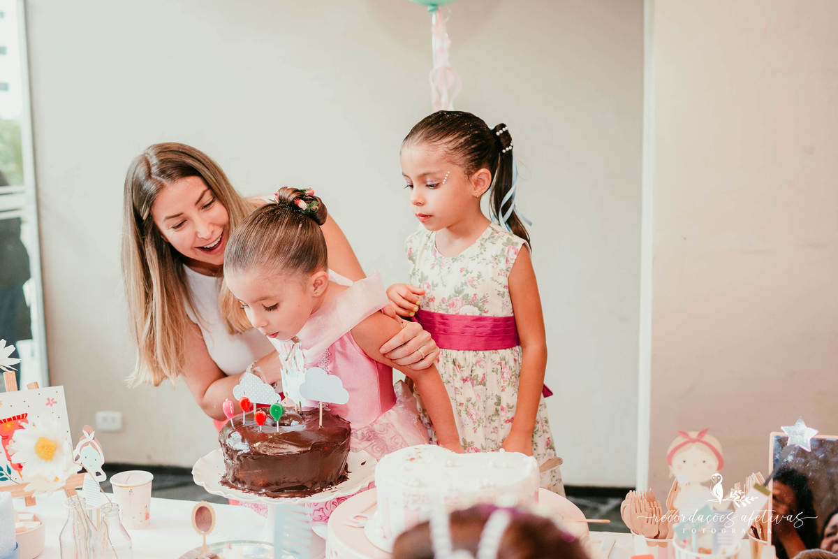 Aniversário Ide Menina com Tema Spa Infantil, realizado no Real Parque, em SP. Show de Mágica com Ulisses Loddy e Spa com Pink Party Brasil