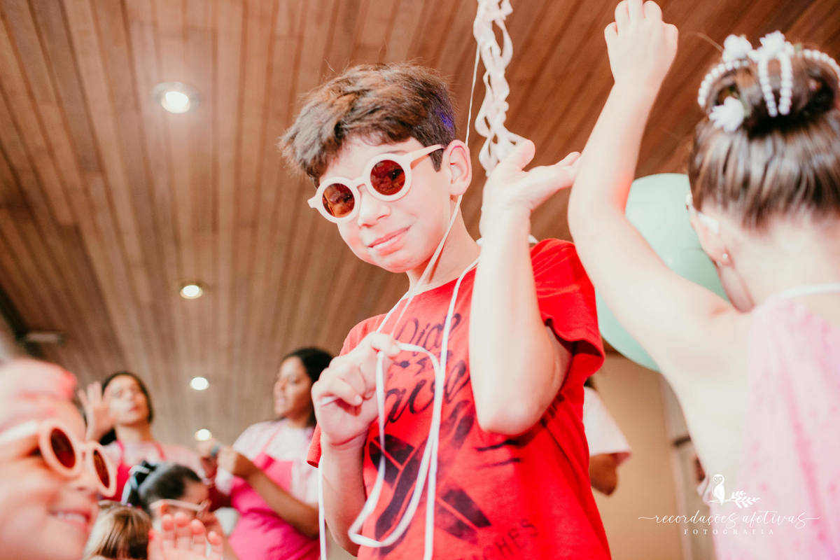 Aniversário Ide Menina com Tema Spa Infantil, realizado no Real Parque, em SP. Show de Mágica com Ulisses Loddy e Spa com Pink Party Brasil