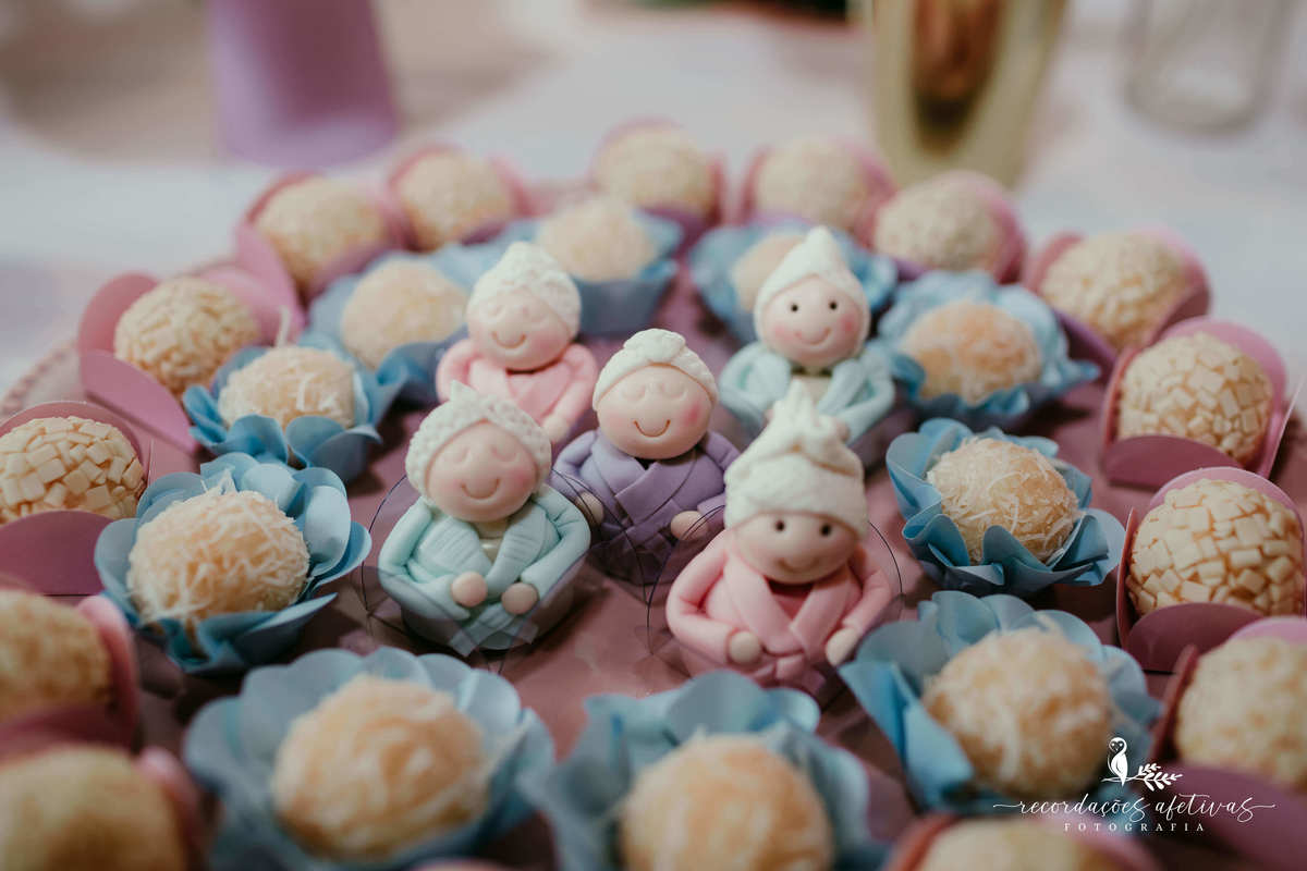 Aniversário Ide Menina com Tema Spa Infantil, realizado no Real Parque, em SP. Show de Mágica com Ulisses Loddy e Spa com Pink Party Brasil