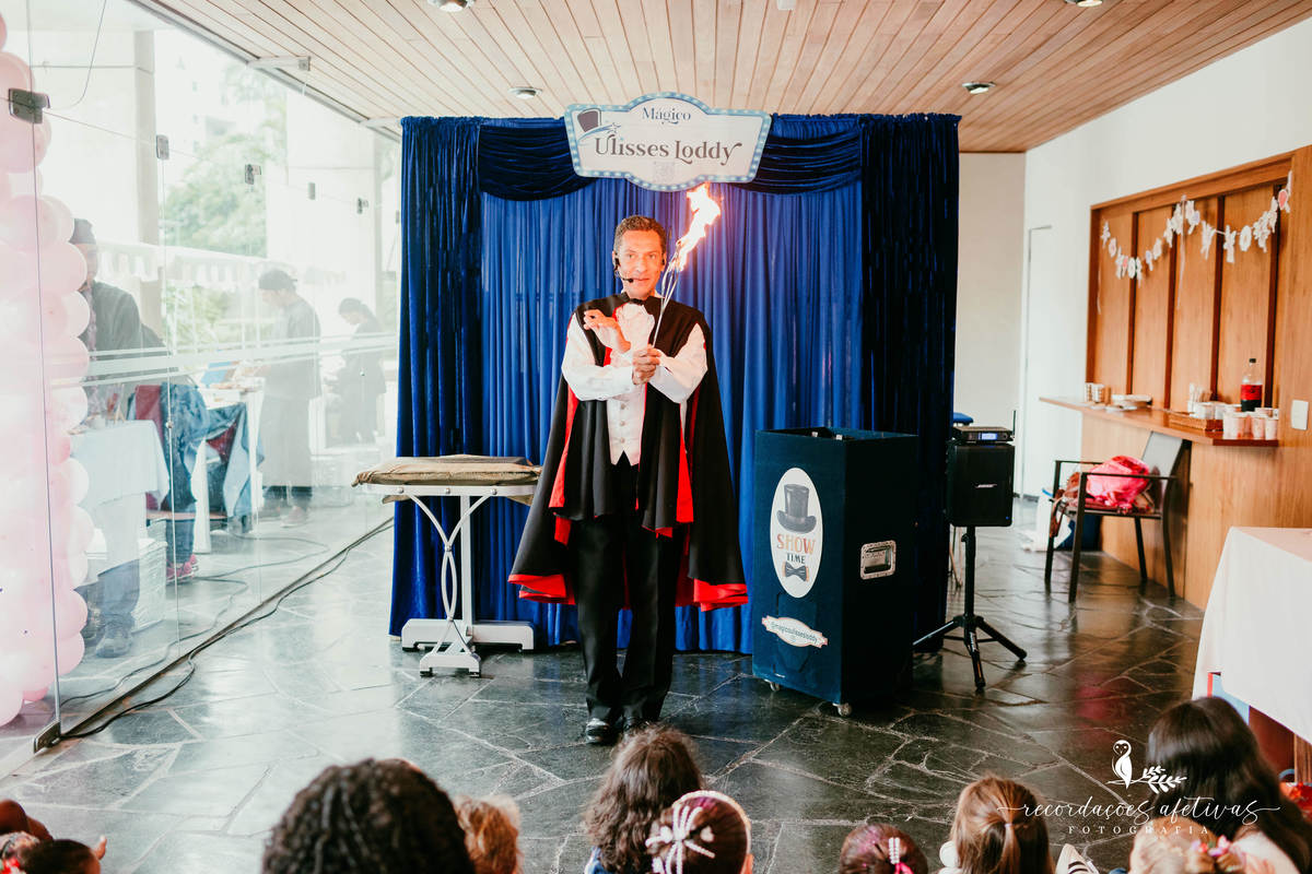 Aniversário Ide Menina com Tema Spa Infantil, realizado no Real Parque, em SP. Show de Mágica com Ulisses Loddy e Spa com Pink Party Brasil