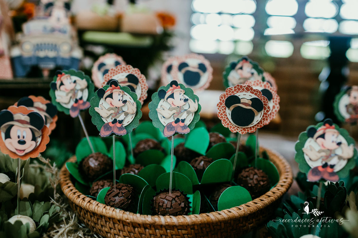 Aniversário Infantil de Trigêmeos, com tema Mickey, realizado na Fazendinha Santa Adélia, no Roteiro do Vinho, em São Roque - SP