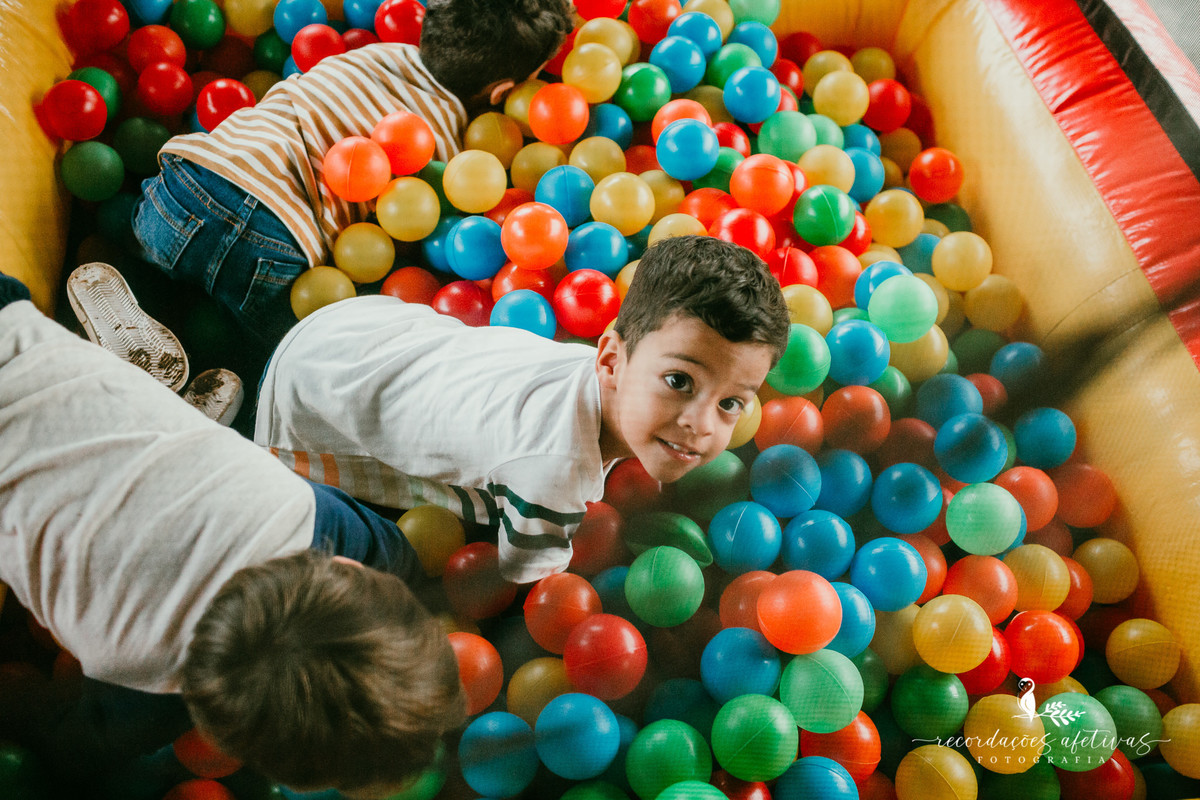 Aniversário Infantil de Trigêmeos, com tema Mickey, realizado na Fazendinha Santa Adélia, no Roteiro do Vinho, em São Roque - SP