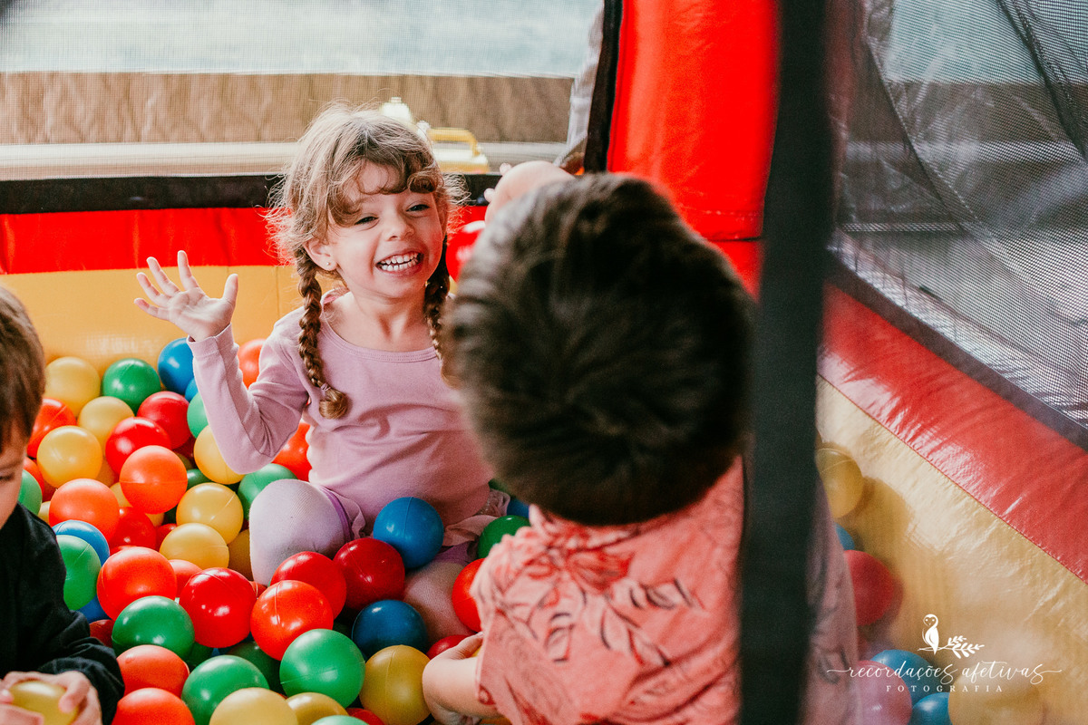 Aniversário Infantil de Trigêmeos, com tema Mickey, realizado na Fazendinha Santa Adélia, no Roteiro do Vinho, em São Roque - SP