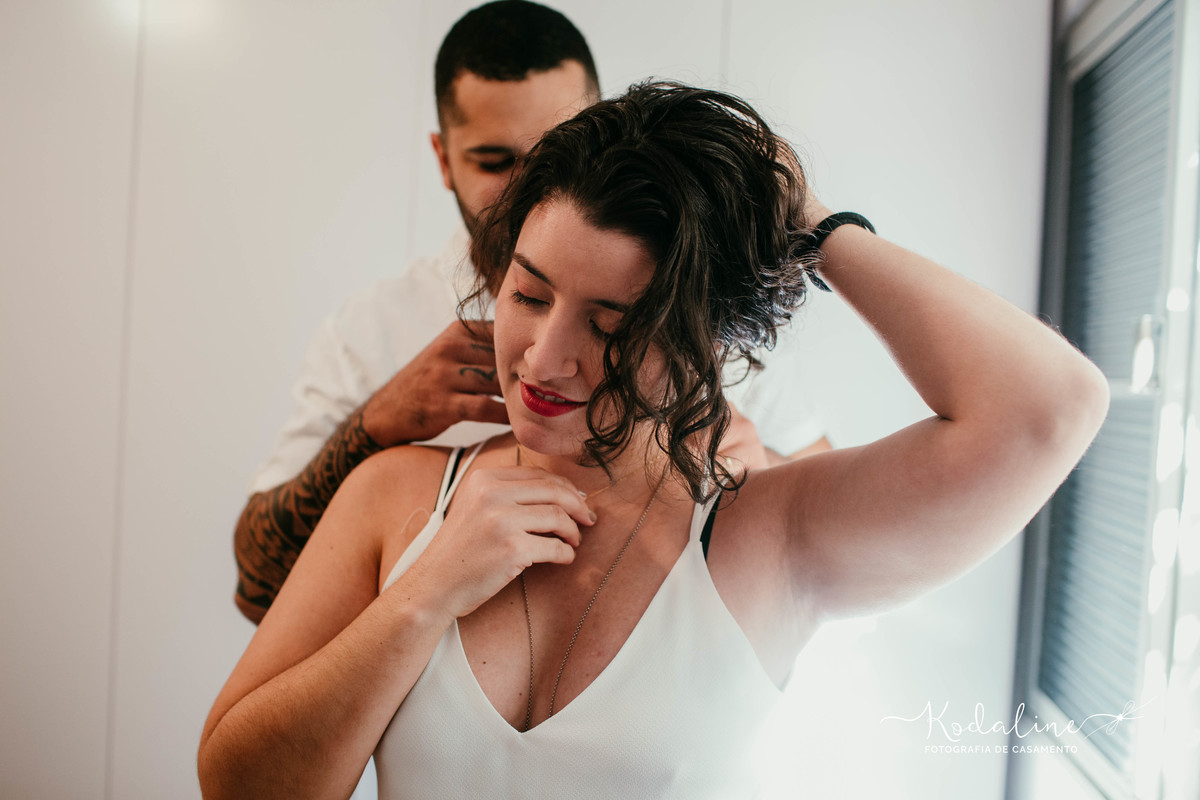 Casamento Civil realizado em Sorocaba - SP com ensaio do casal realizado em casa, junto com seus gatinhos de estimação