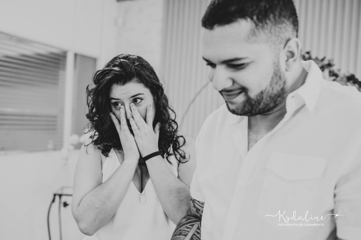 Casamento Civil realizado em Sorocaba - SP com ensaio do casal realizado em casa, junto com seus gatinhos de estimação