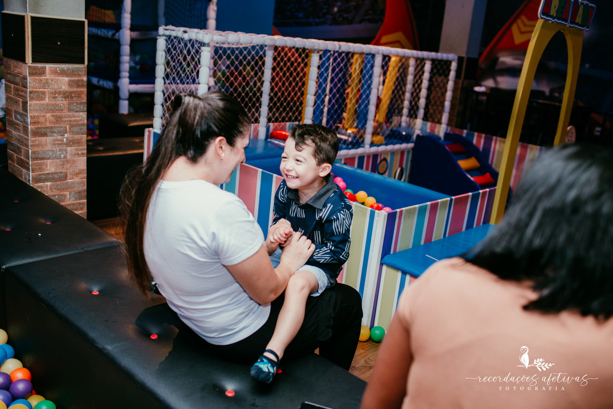 Aniversario-Menino-Tema-Fortnite-Buffet-Planeta-Kids-Sorocaba-SP