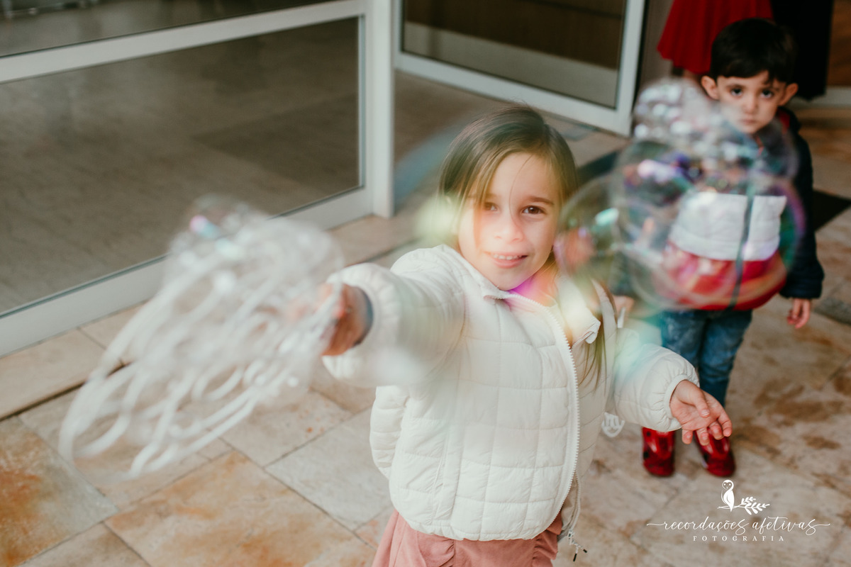 brincadeira com bolha de sabão