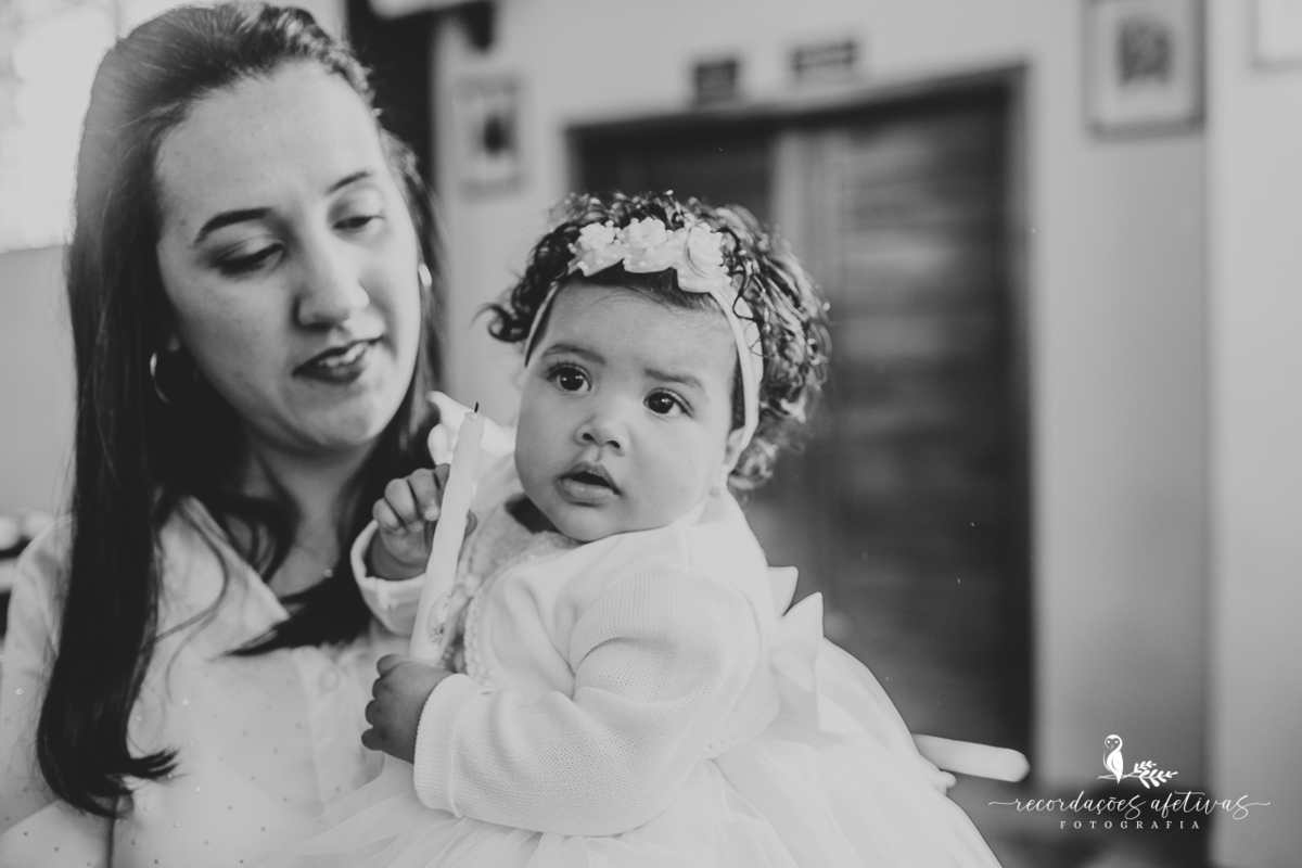 Batizado católico realizado na Paróquia São Luiz Gonzaga, em São Roque