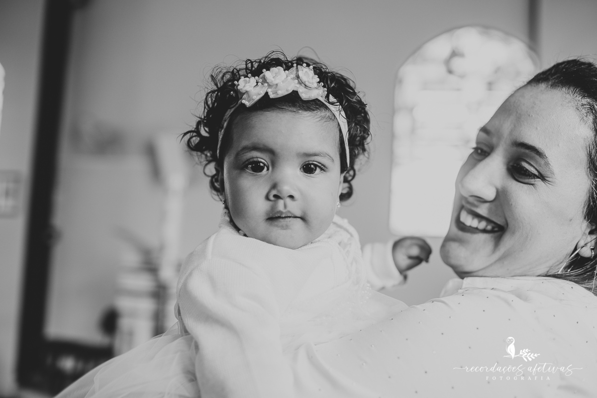 Batizado católico realizado na Paróquia São Luiz Gonzaga, em São Roque