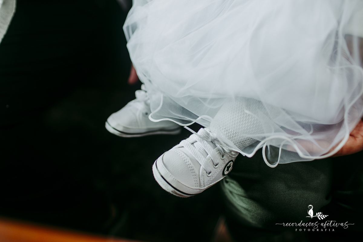 Batizado católico realizado na Paróquia São Luiz Gonzaga, em São Roque