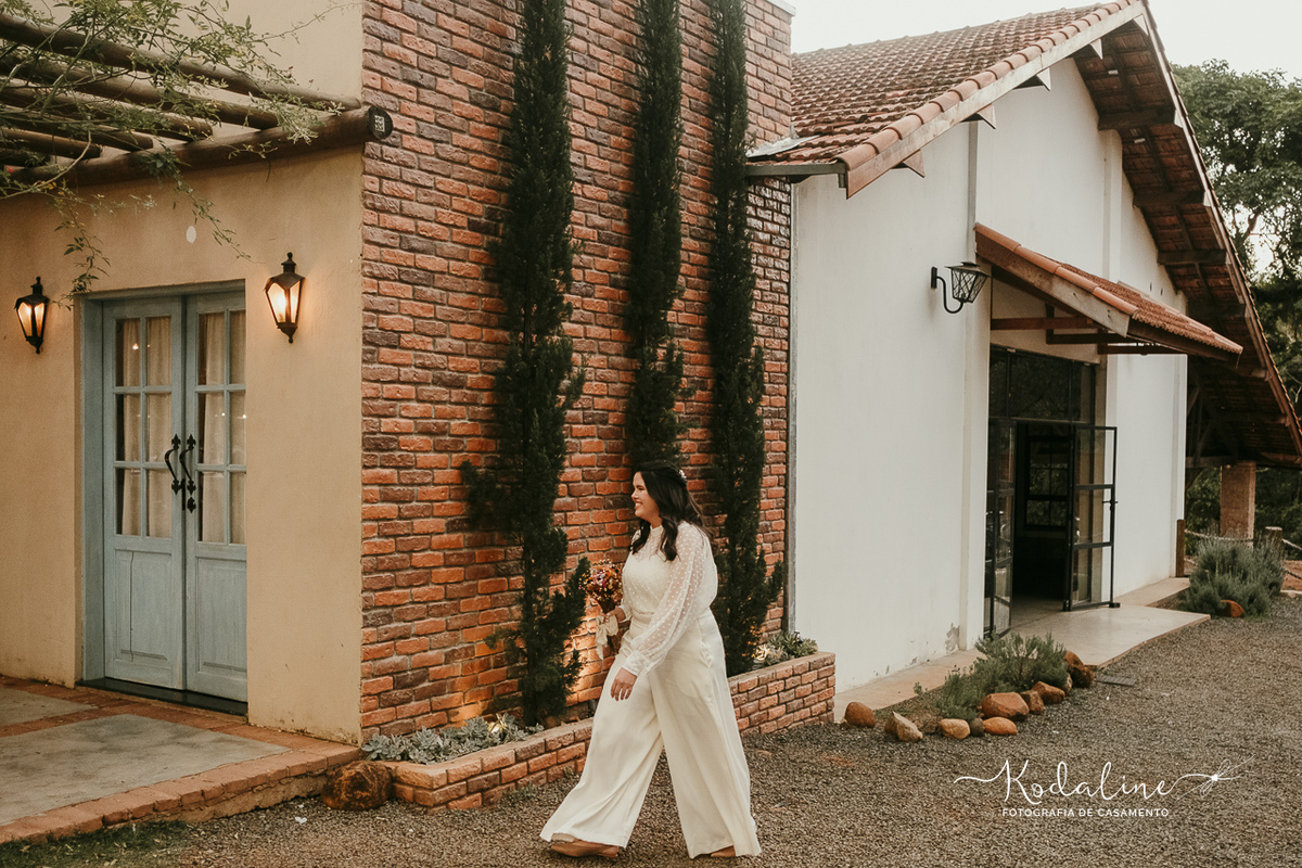 Casamento homoafetivo mulheres realizado no Recanto Januario em Sumaré