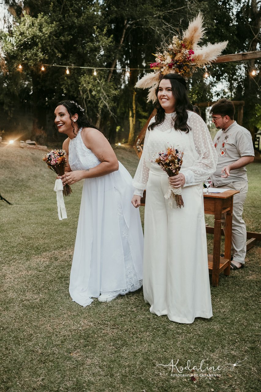 Casamento homoafetivo mulheres realizado no Recanto Januario em Sumaré