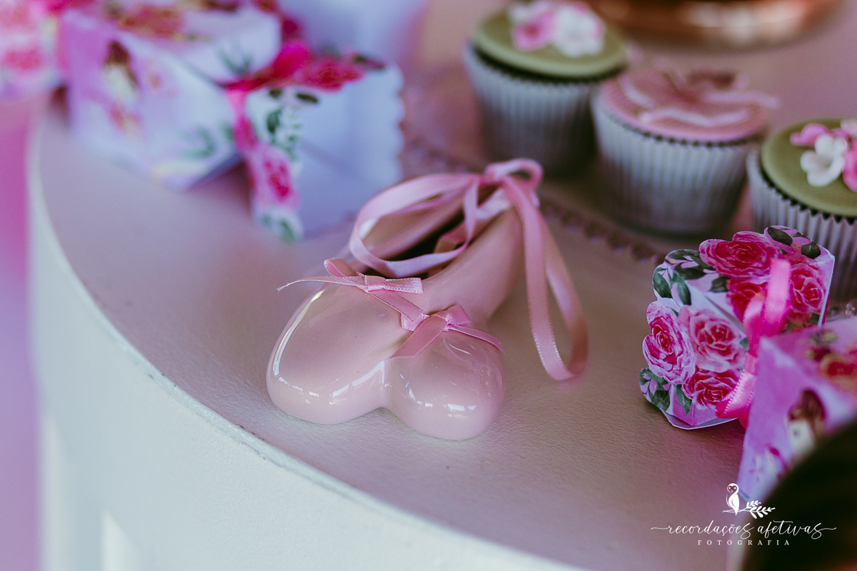 Aniversário de menina com tema ballet realizado na Fazendinha Santa Adelia em São Roque