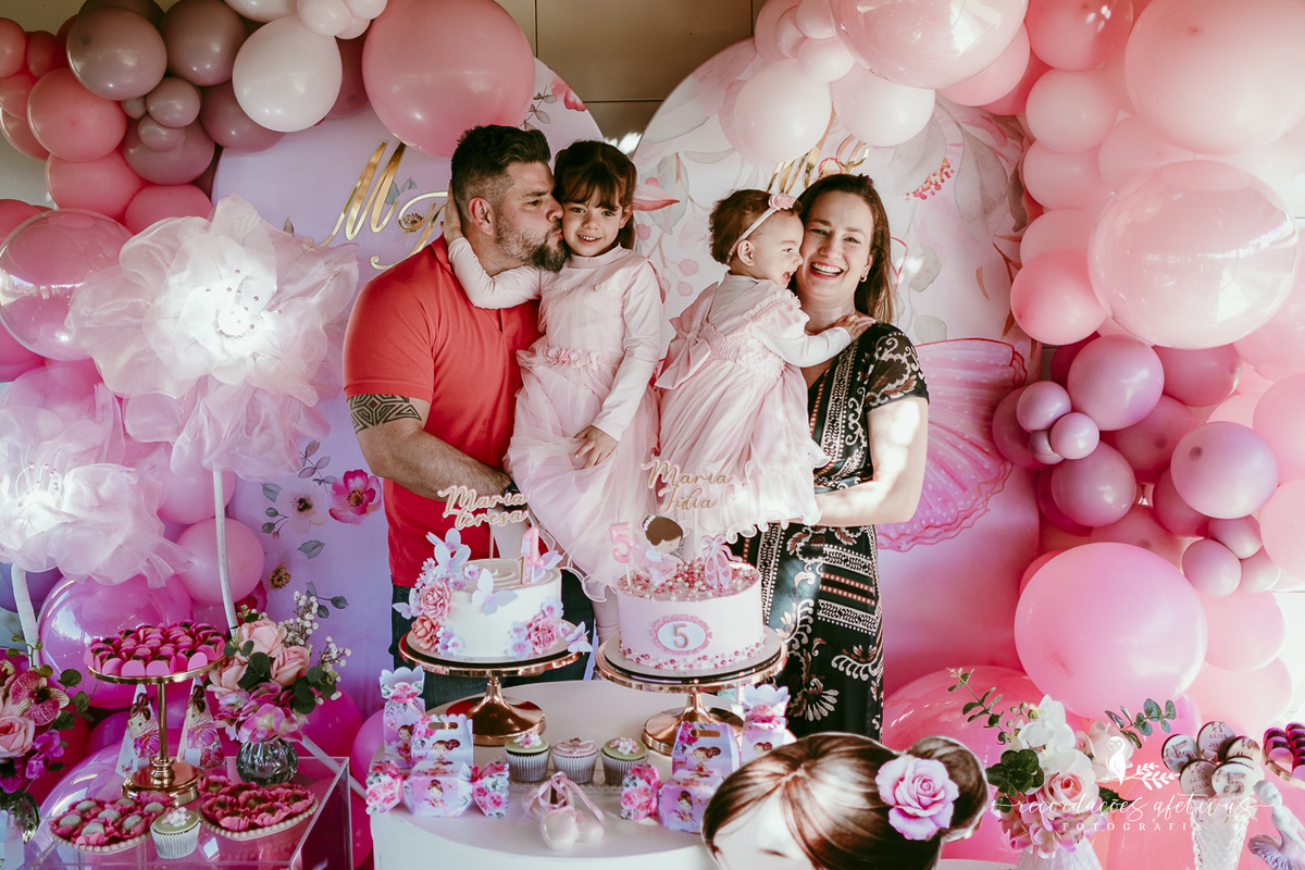 Aniversário de menina com tema ballet realizado na Fazendinha Santa Adelia em São Roque