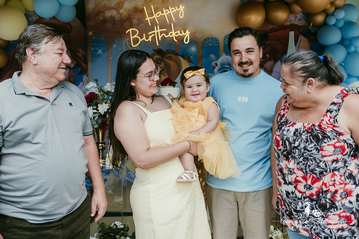 Aniversário menina 1 aninho com tema A Bela e a Fera