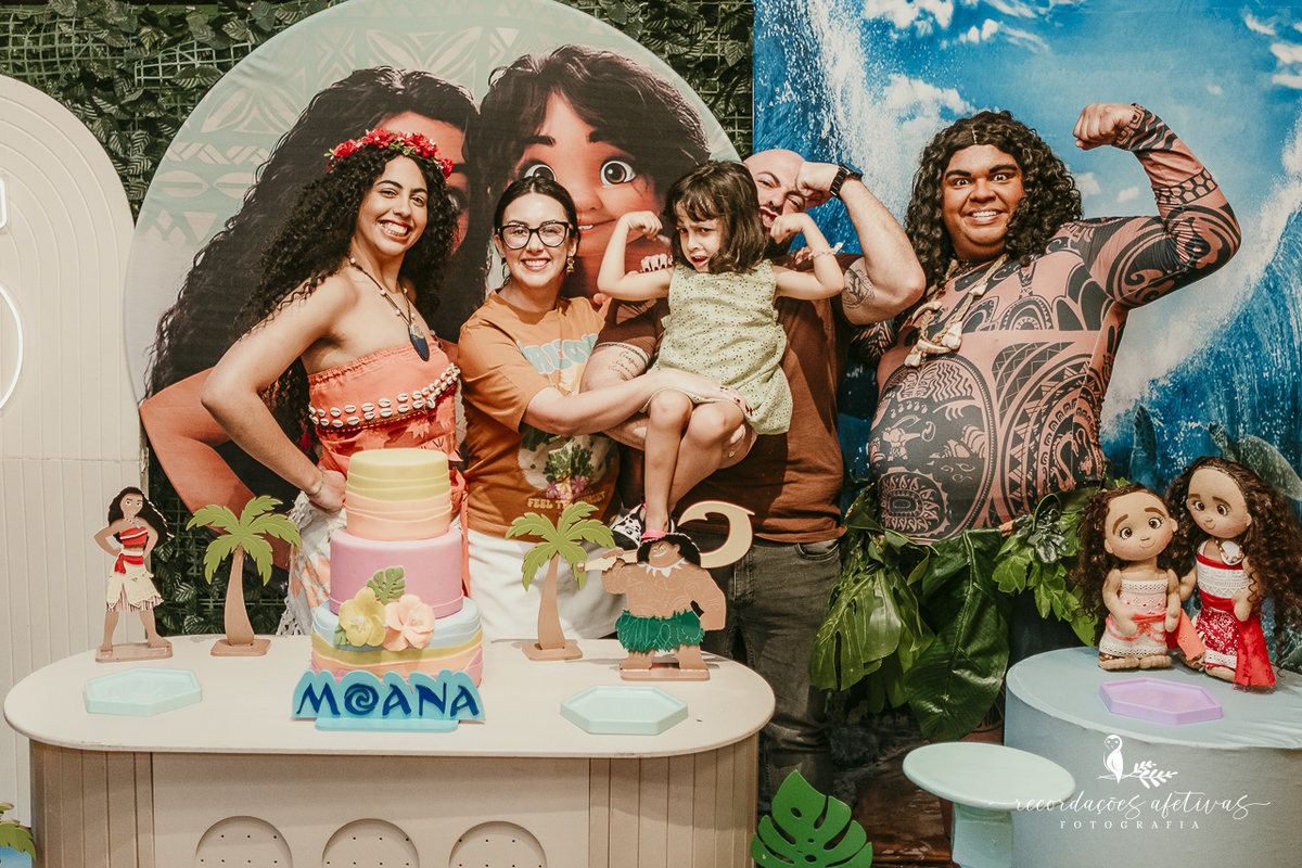 Aniversário infantil com tema Moana, realizado no Buffet Kid Recanto, na Vila Romana - SP