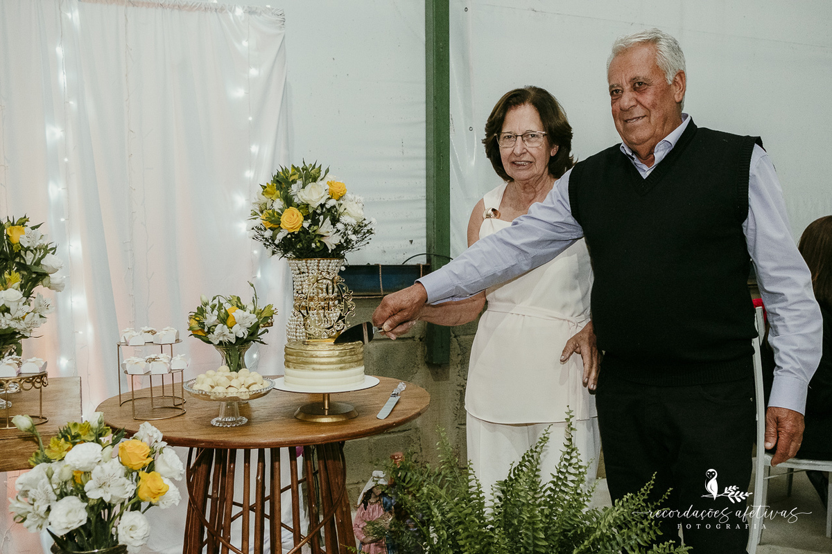 Bodas de Ouro Rosa e Tito Góes, realizado na igreja de Canguera, em São Roque
