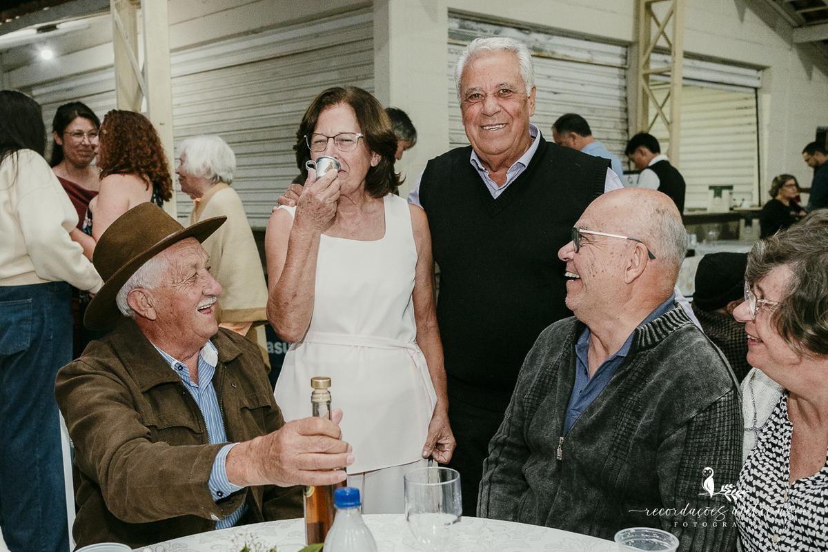 Bodas de Ouro Rosa e Tito Góes, realizado na igreja de Canguera, em São Roque