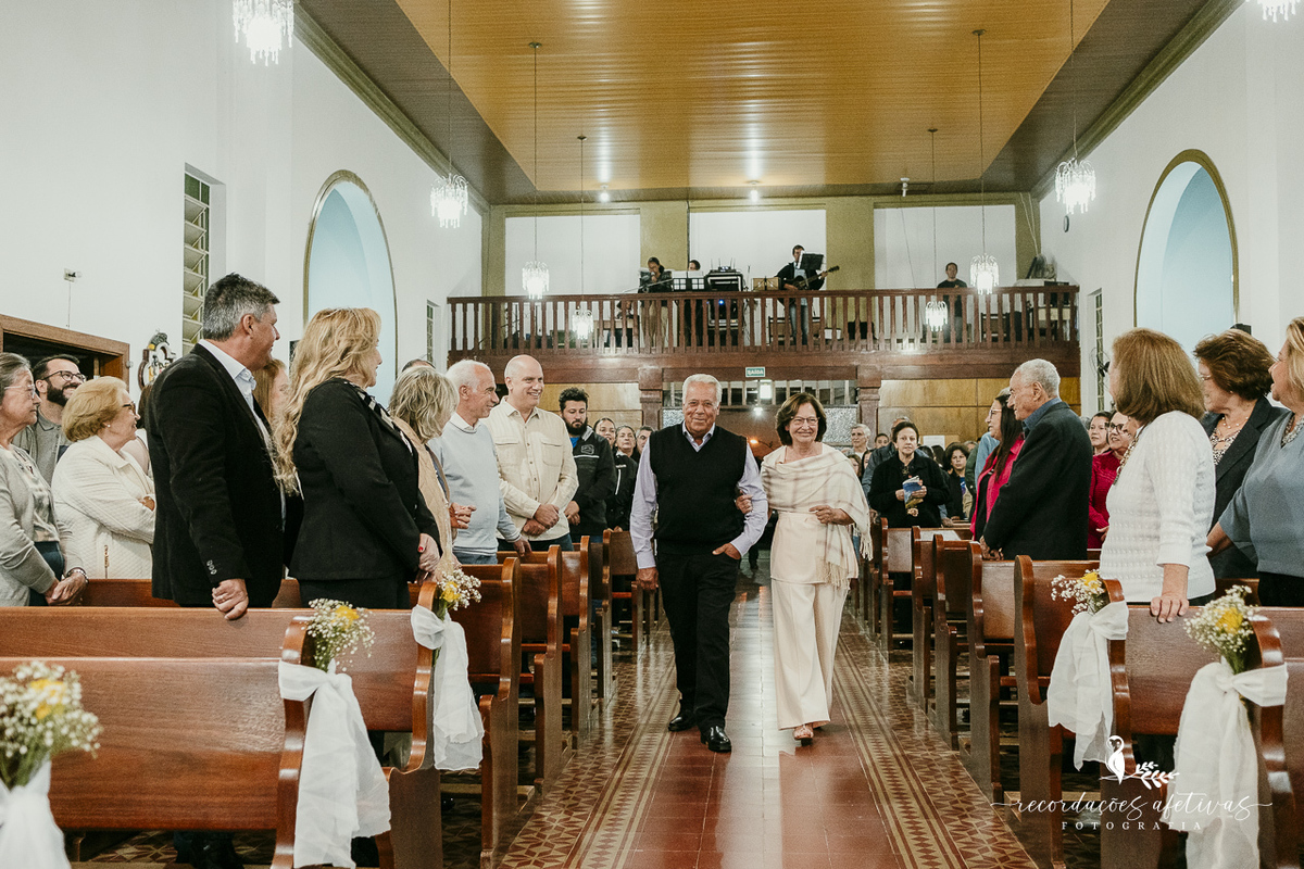 Bodas de Ouro Rosa e Tito Góes, realizado na igreja de Canguera, em São Roque