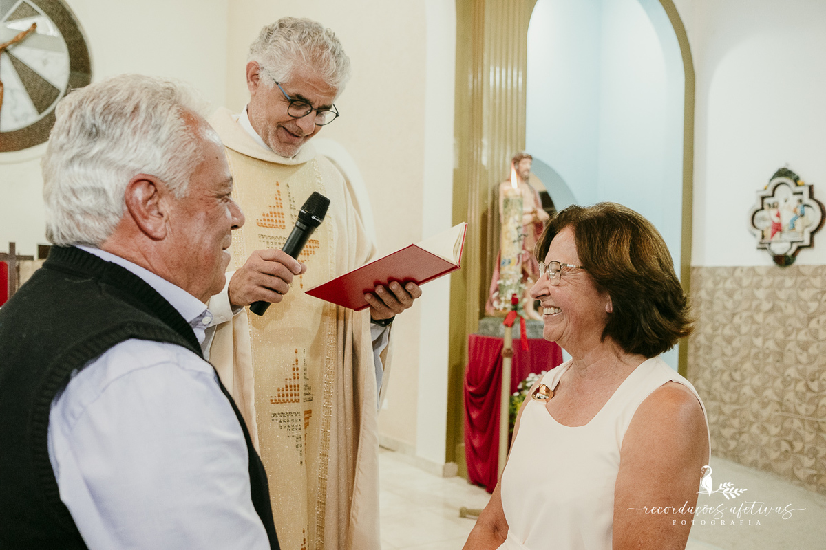 Bodas de Ouro Rosa e Tito Góes, realizado na igreja de Canguera, em São Roque