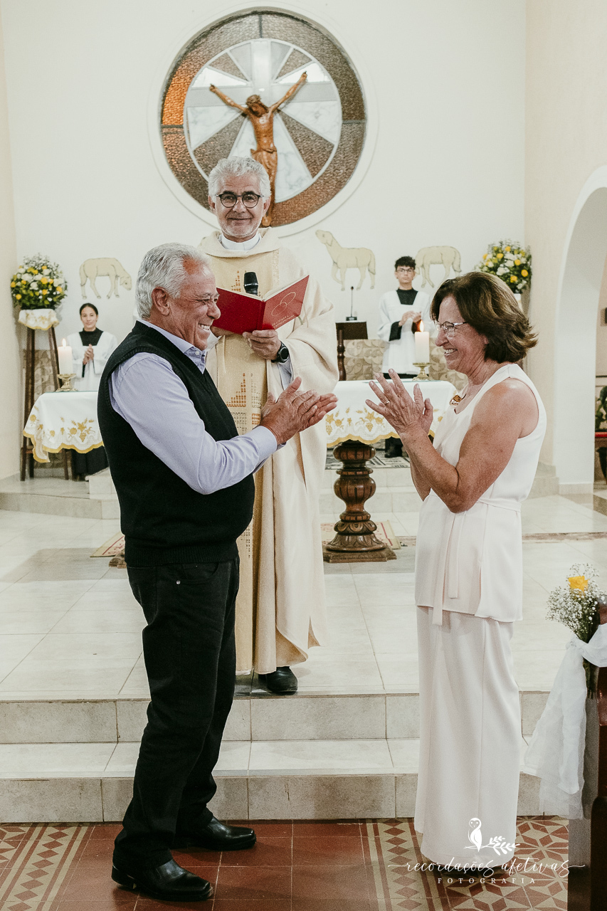 Bodas de Ouro Rosa e Tito Góes, realizado na igreja de Canguera, em São Roque
