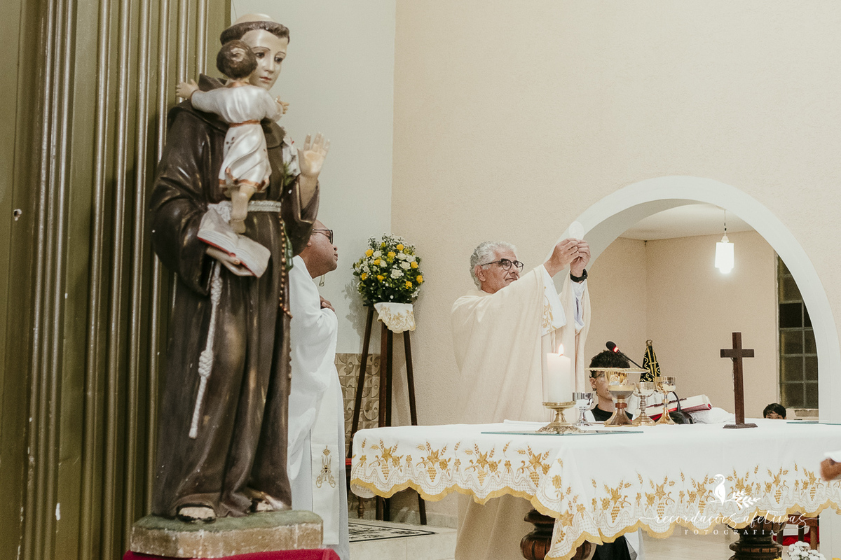 Bodas de Ouro Rosa e Tito Góes, realizado na igreja de Canguera, em São Roque