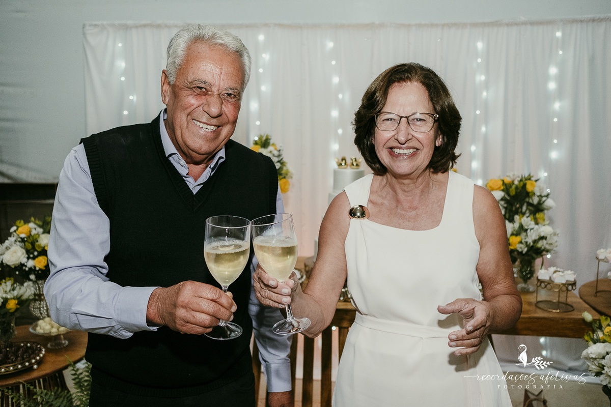 Bodas de Ouro Rosa e Tito Góes, realizado na igreja de Canguera, em São Roque