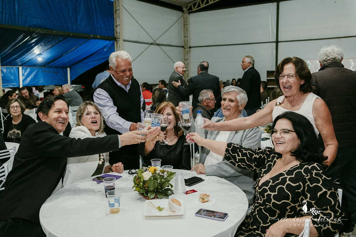 Bodas de Ouro Rosa e Tito Góes, realizado na igreja de Canguera, em São Roque