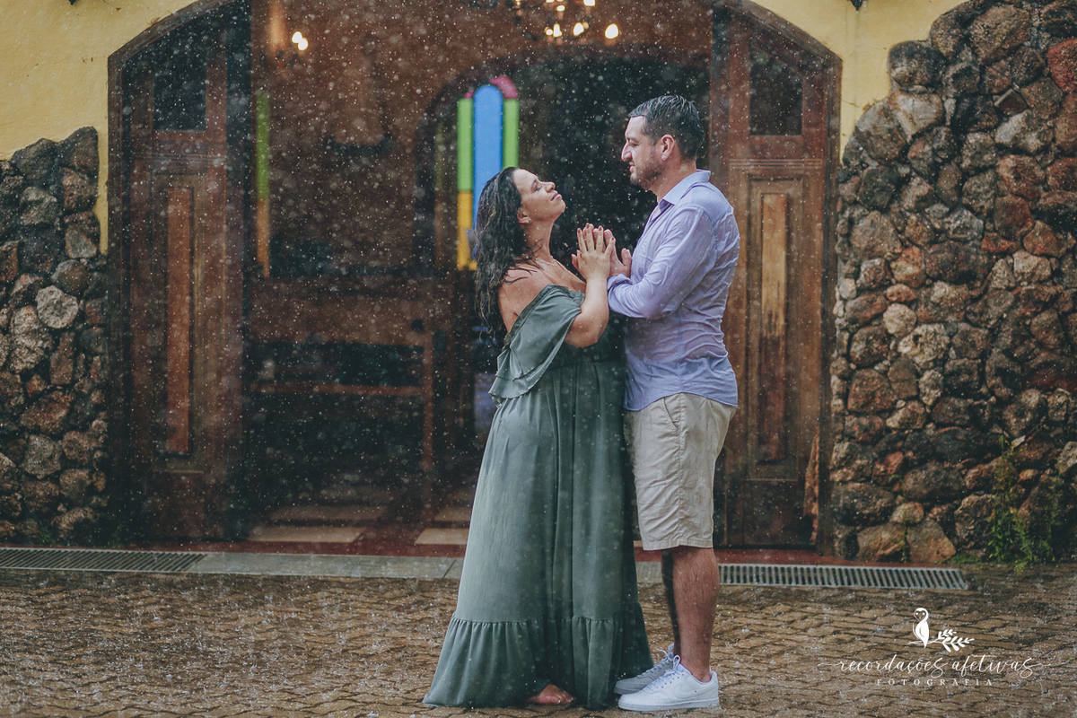 Ensaio Gestante realizado na parreira, na Vinicola Alma Galiza, em São Roque - SP